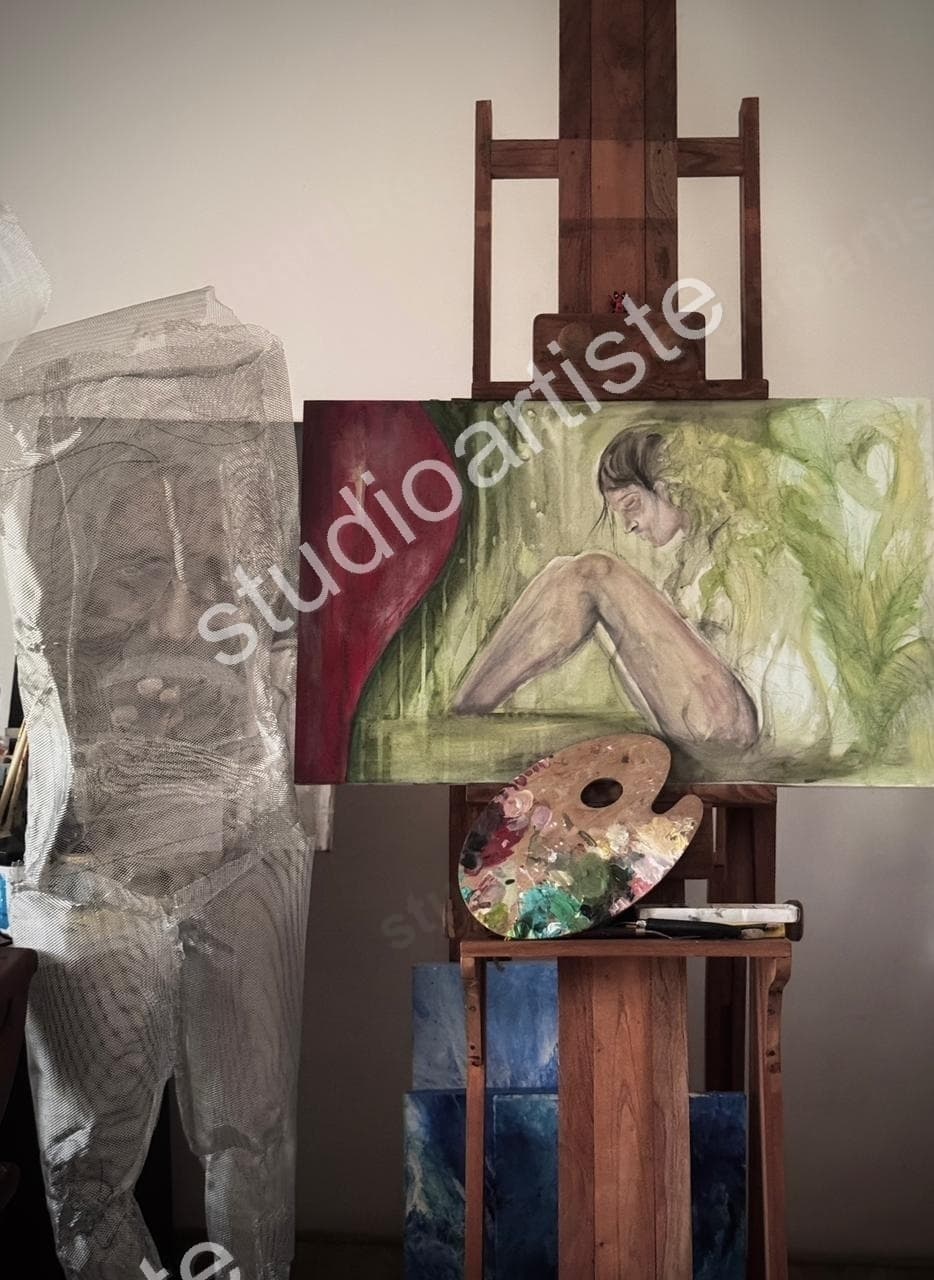 Studio Artiste Hero Backdrop